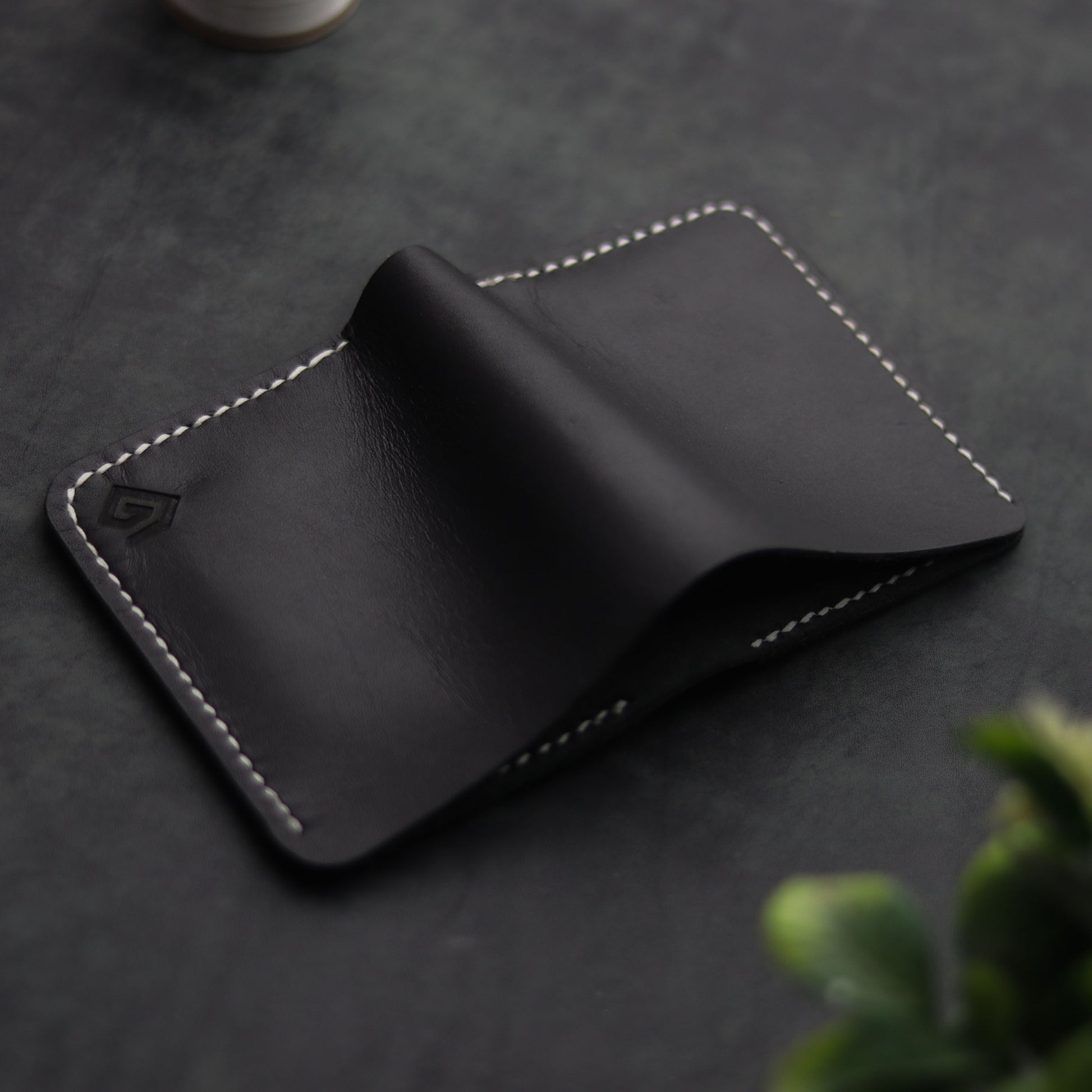 ''WENDY MIINI''CHARCOAL BLACK WALLET - grip