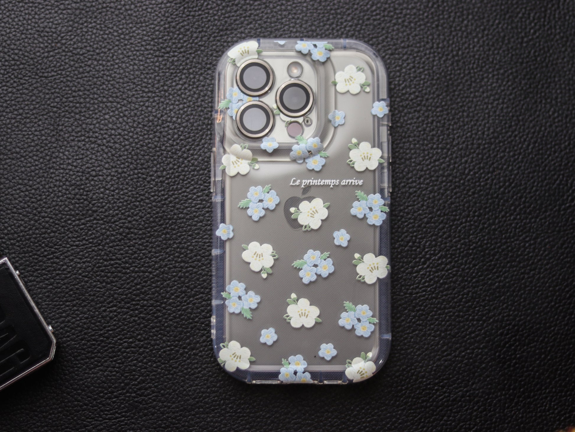 Summer Fragmented Flower Transparent Soft Case - grip