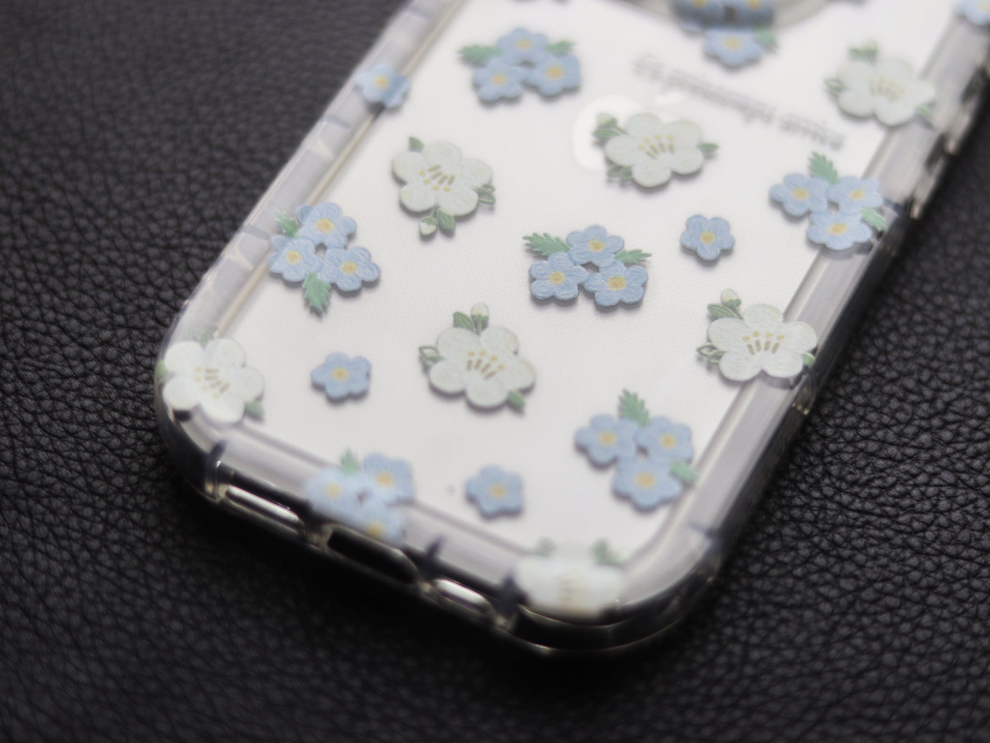 Summer Fragmented Flower Transparent Soft Case - grip