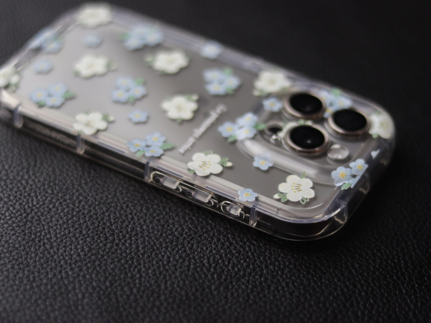 Summer Fragmented Flower Transparent Soft Case - grip