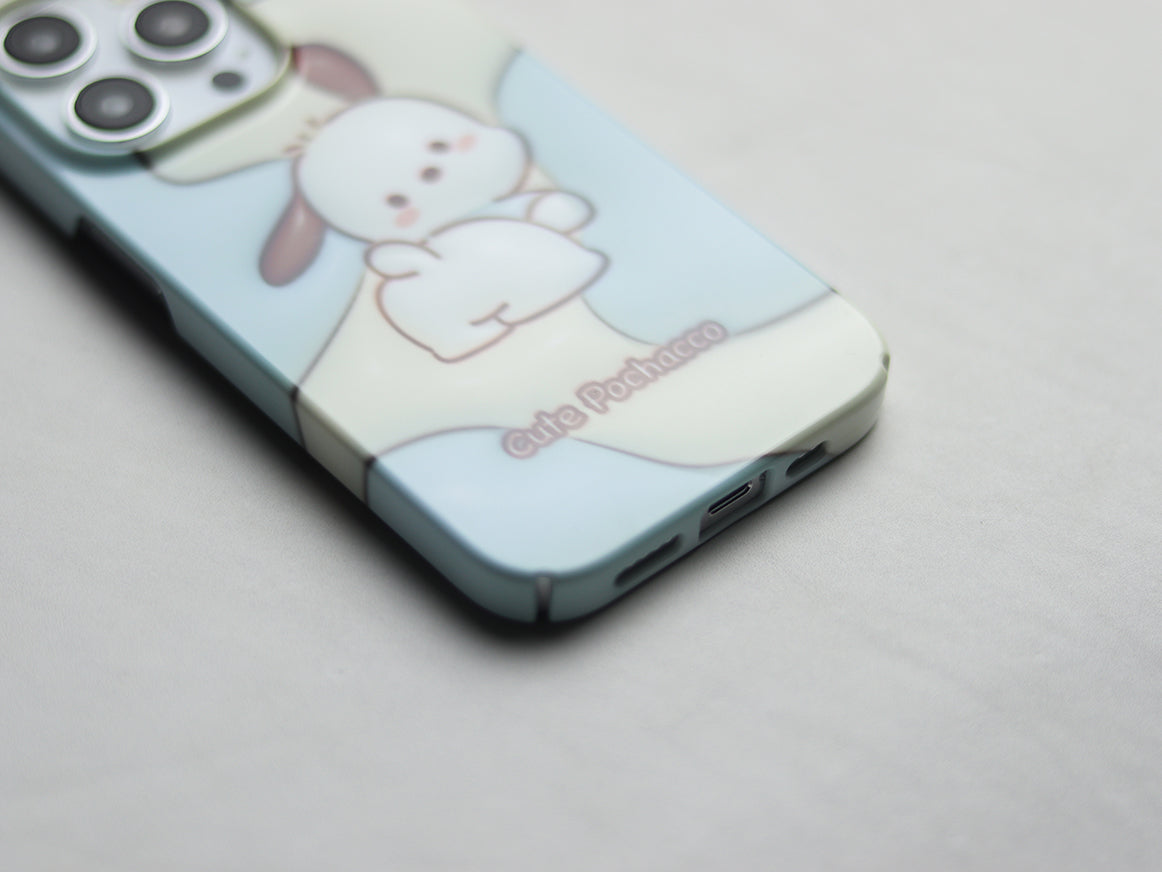 CARTOON BEAR HARD SHELL MATERIAL PHONE CASE. - grip