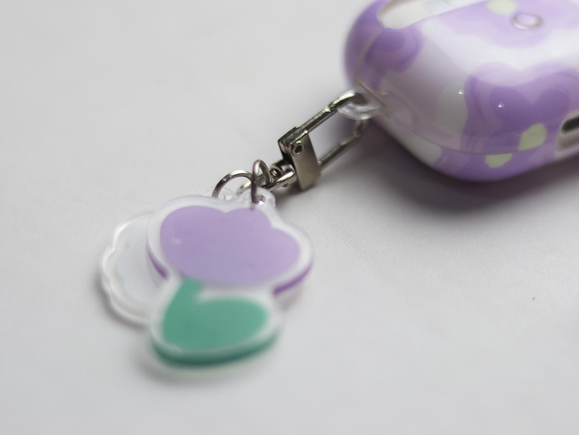 Purple Flower Airpods with Keychain. - grip