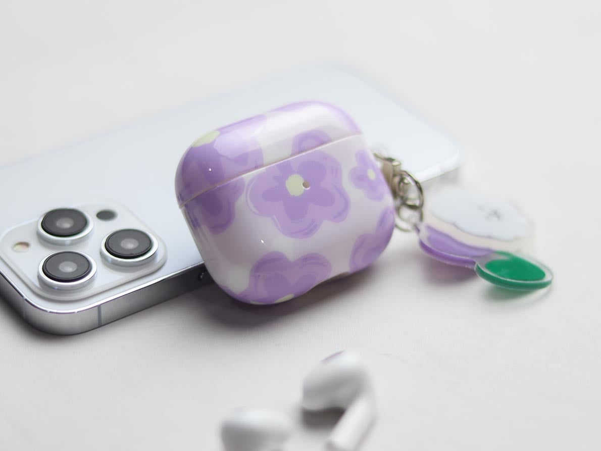 Purple Flower Airpods with Keychain. - grip