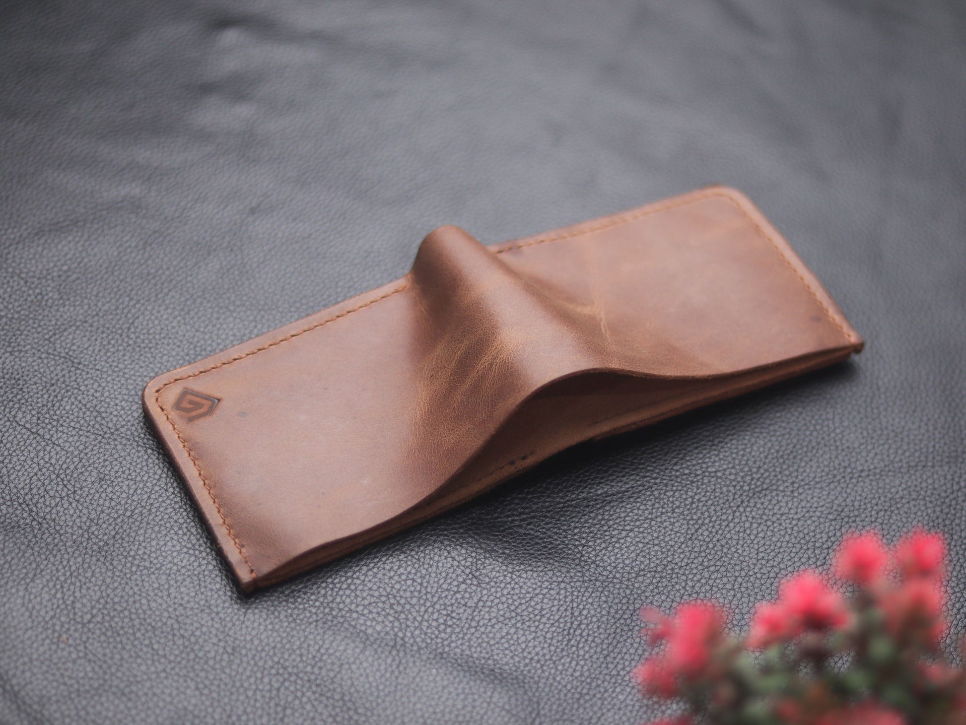 "FORMAL" BI-FOLD WALLET  COFFEE BROWN - grip