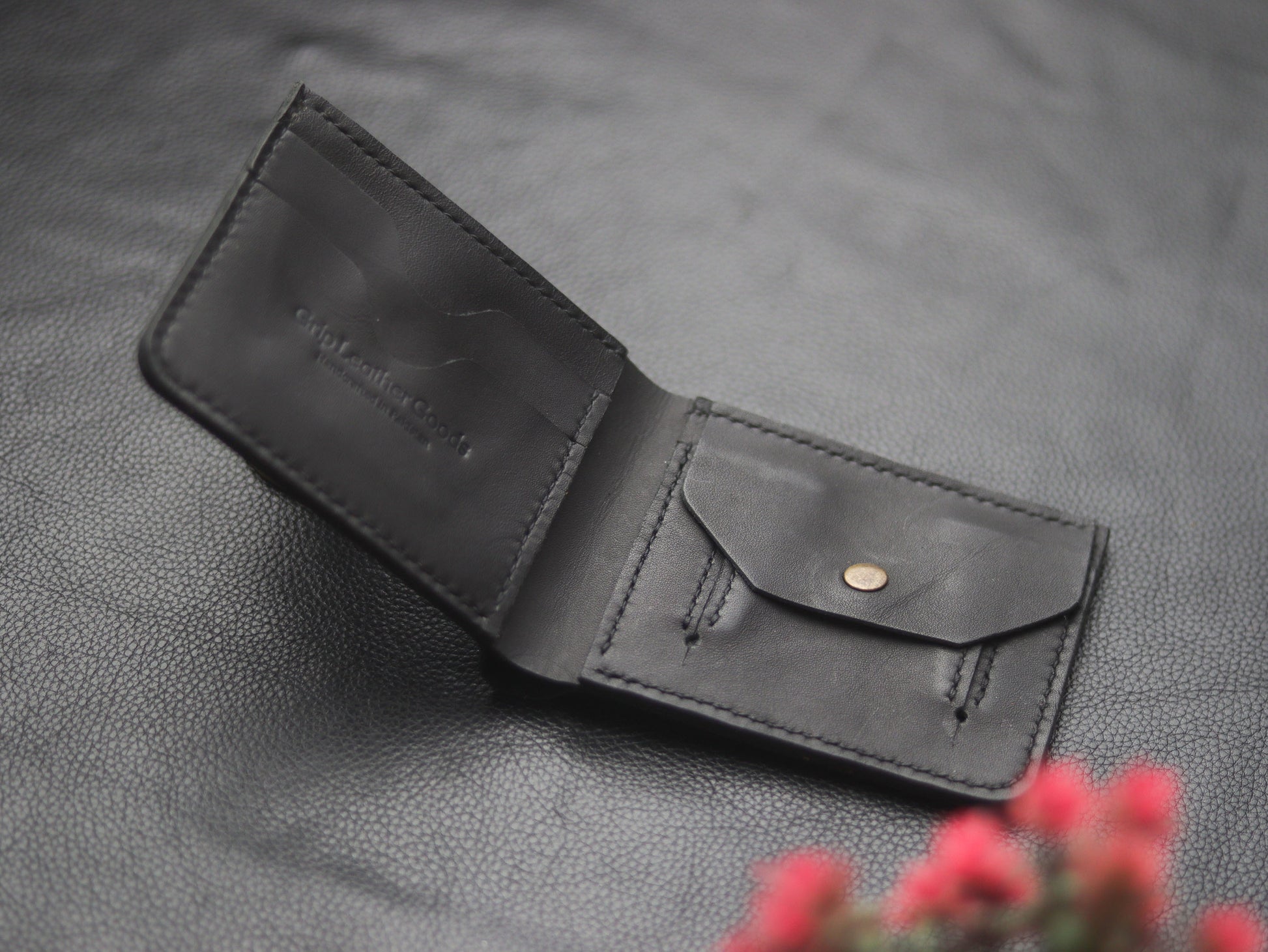 "FORMAL"  BI-FOLD WALLET EBONY BLACK - grip