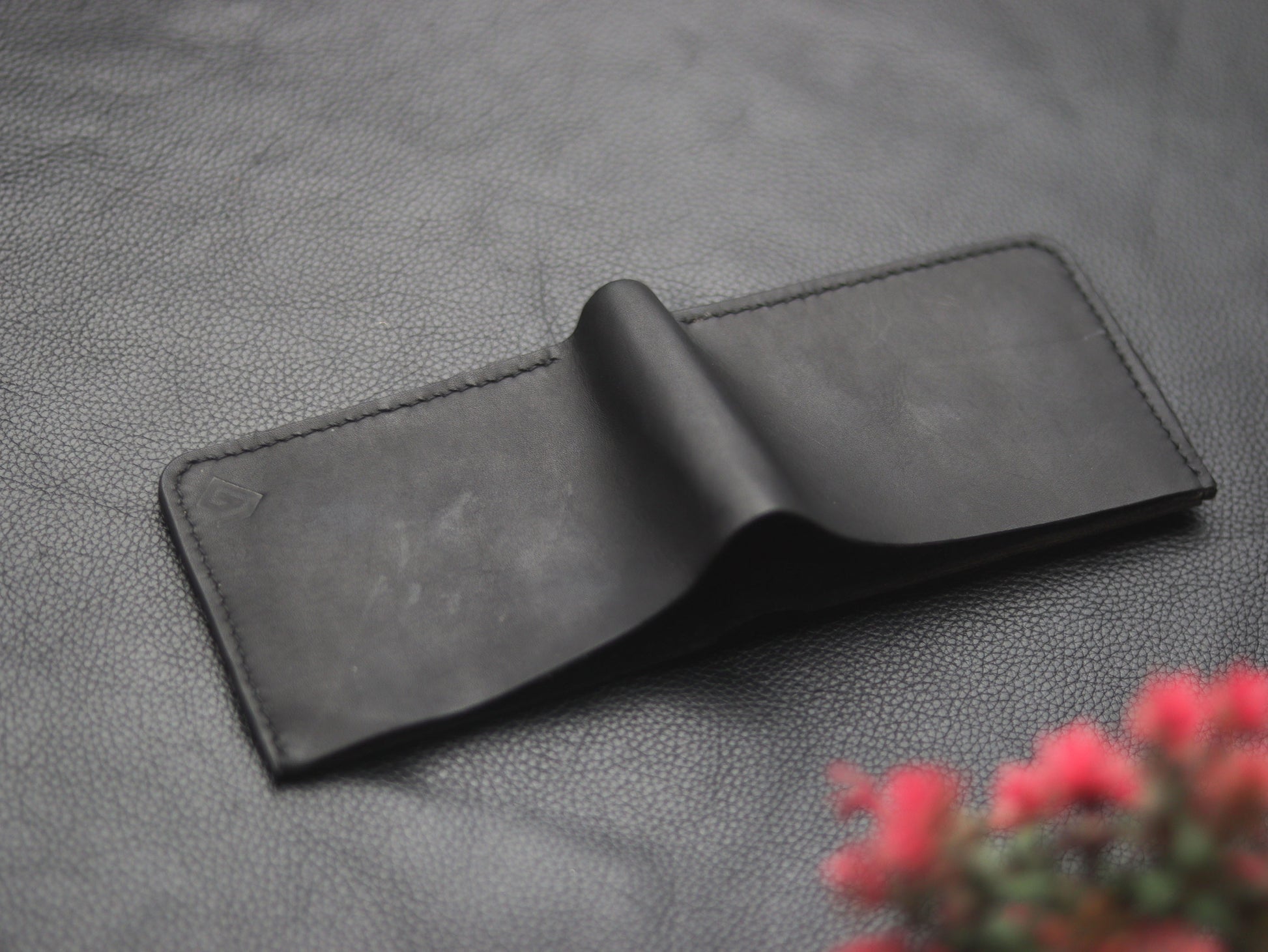 "FORMAL"  BI-FOLD WALLET EBONY BLACK - grip