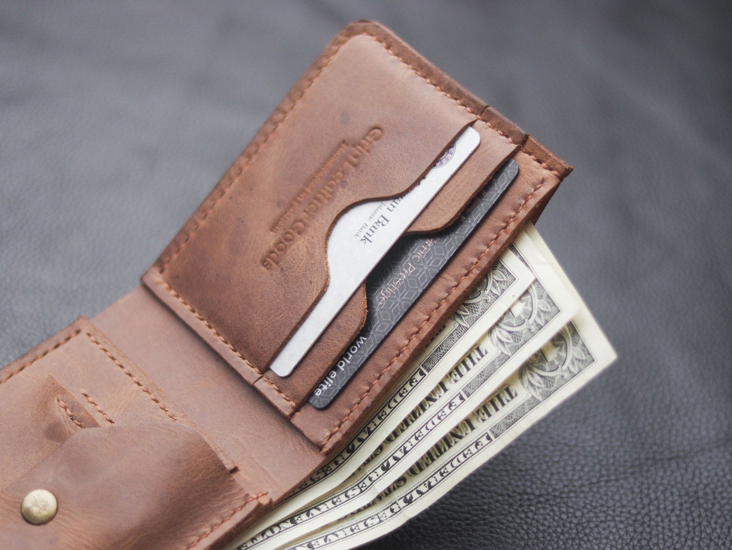 "FORMAL" BI-FOLD WALLET  COFFEE BROWN - grip