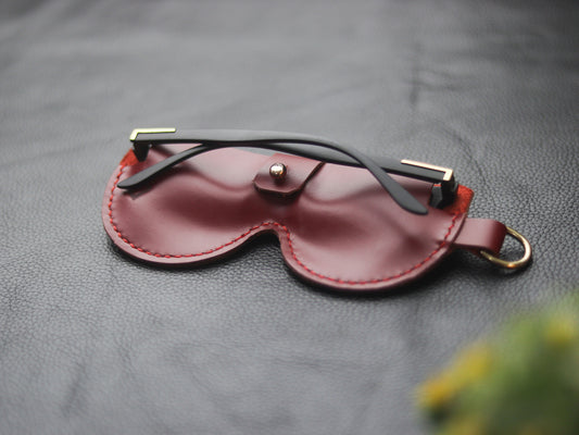 MINIMAL SUNGLASSES CASE  CRIMSON RED 01