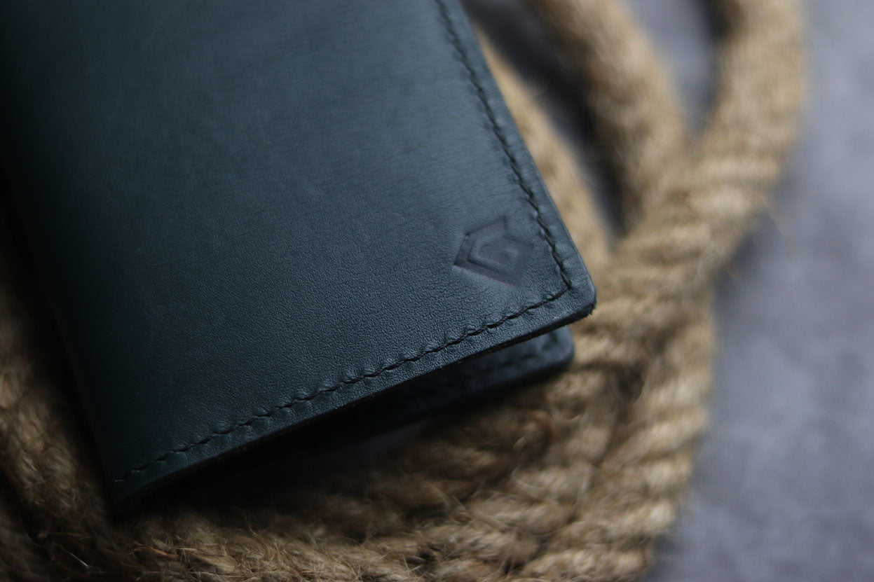 Passport Case-CARTLETON GREEN - grip