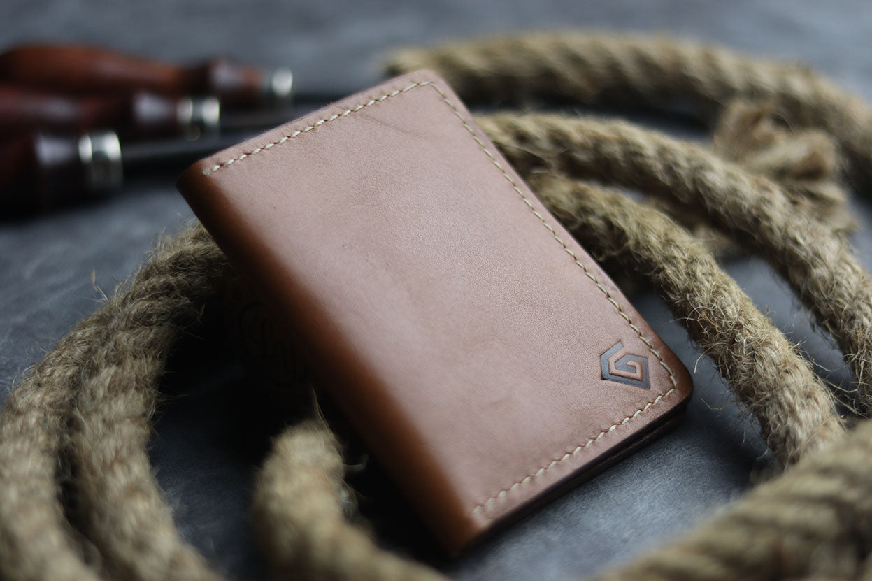 BCH-01 BIFOLD CARD HOLDER - TAN BROWN - grip