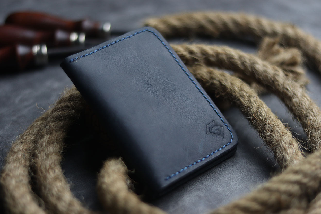 BCH-01 BI-FOLD CARD HOLDER - MIDNIGHT BLUE - grip