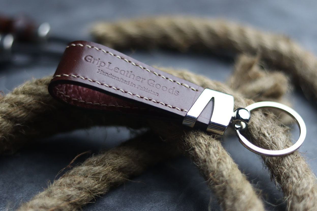 LW-01 Keychain''WALNUT HUSK'' - grip