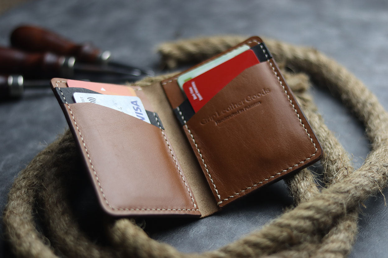 BCH-01 BIFOLD CARD HOLDER - TAN BROWN - grip