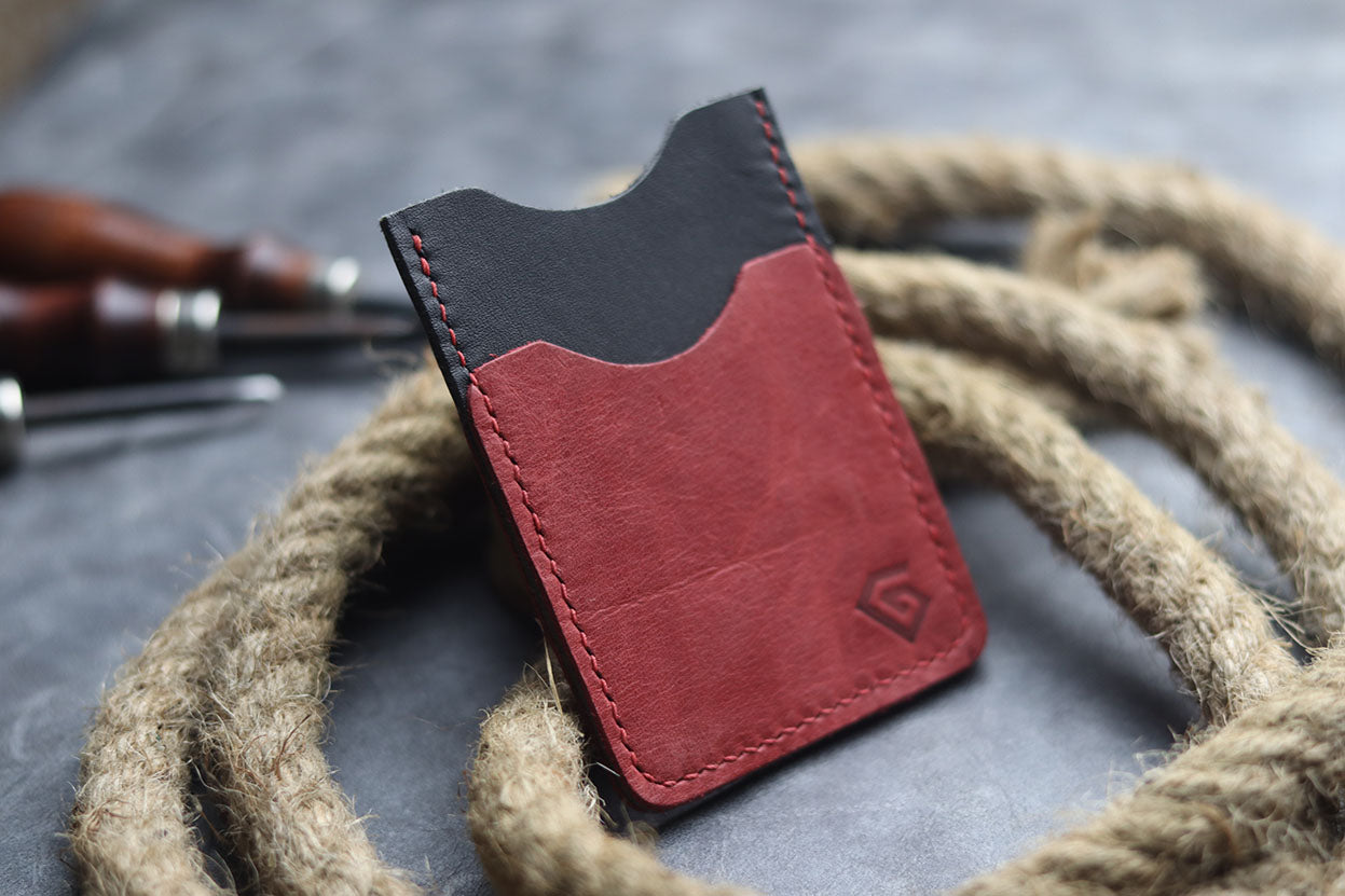 MW-02 VERTICAL CARD HOLDER - CORAL RED - grip