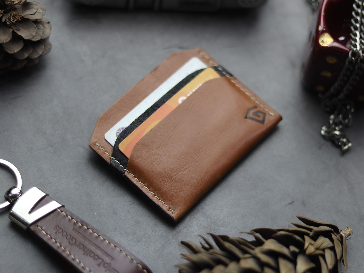 MW-01 MINIMAL CARD HOLDER TANE BROWN - grip