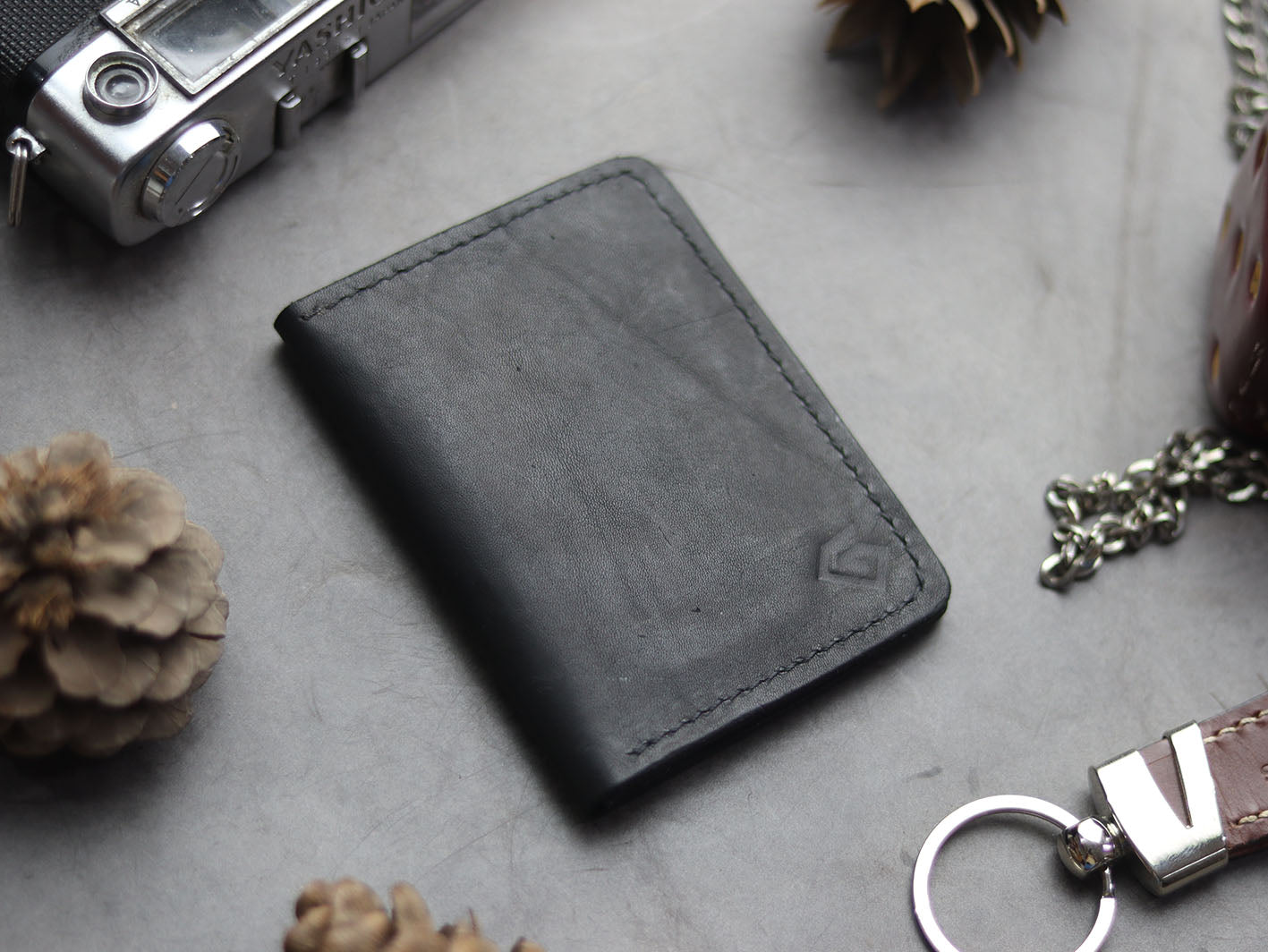 BCH-01 BI-FOLD CARD HOLDER - CHARCOAL BLACK - grip