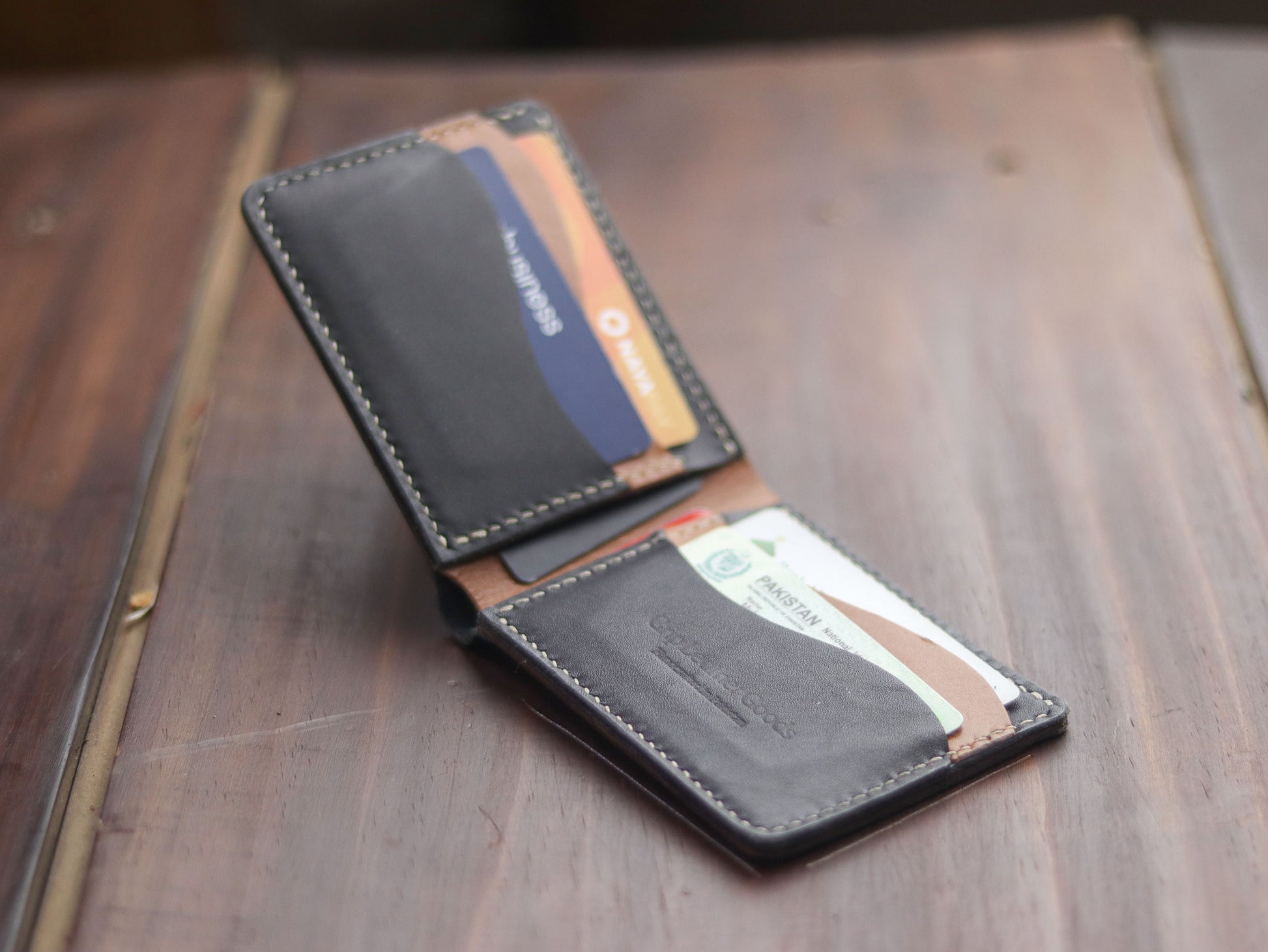 "WAVER" LEATHER BI-FOLD WALLET - TAN BROWN & BLACK - grip