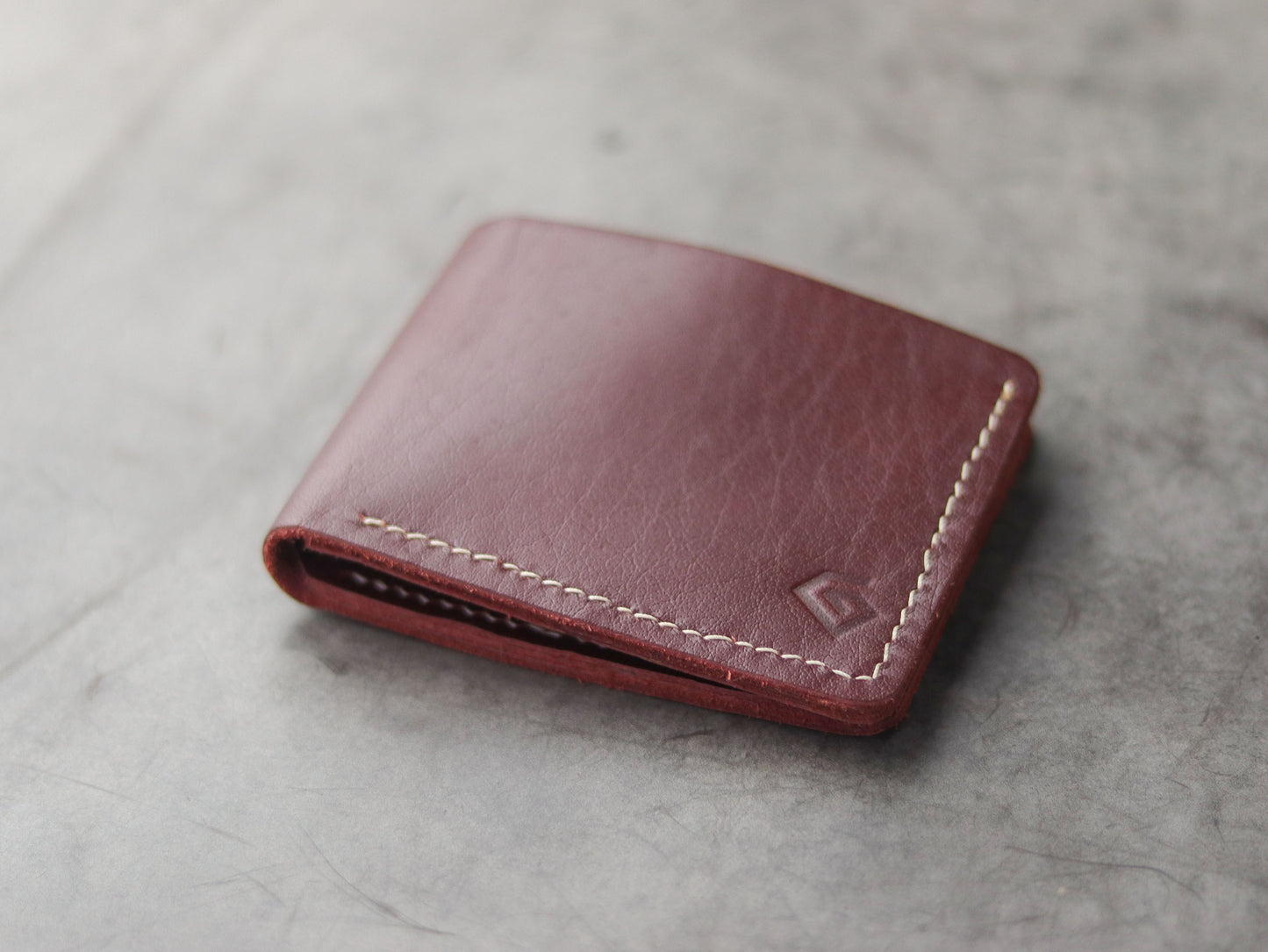 "WALDOR" BI-FOLD LEATHER WALLET - MERLOT BURGUNDY - grip