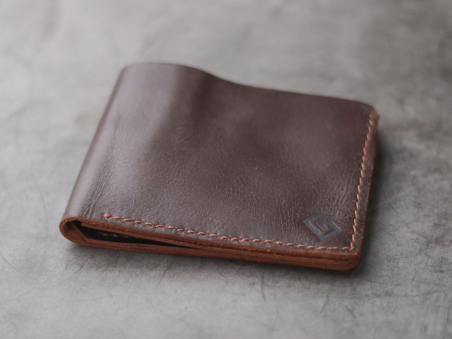 "WALDOR" BI-FOLD LEATHER WALLET - COGNAC BROWN - grip