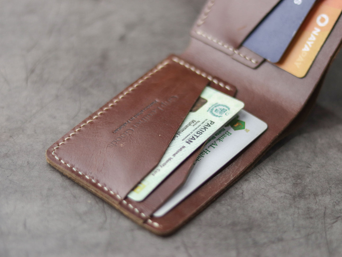 "WALDOR" BI-FOLD LEATHER WALLET - WHISKY BROWN - grip